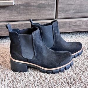 NEW Soda Chelsea Boot